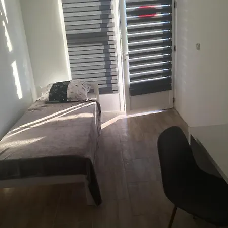 Room Siroki Brijeg