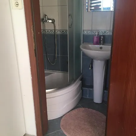 Room Siroki Brijeg *
